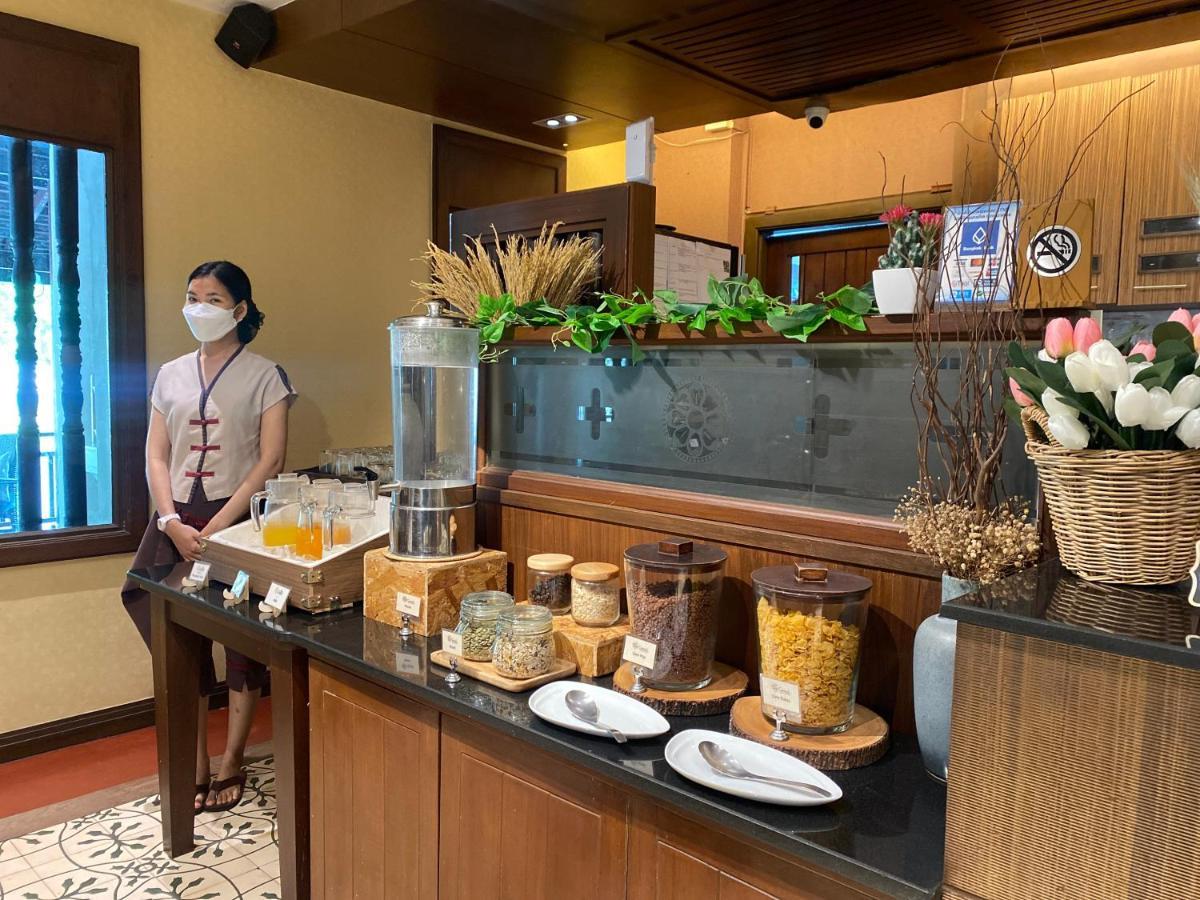 The Rim Chiang Mai Hotel Luaran gambar